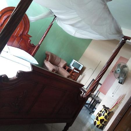 Riversand Hotel Kisumu Bagian luar foto